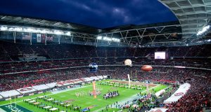 잉글랜드 축구의 성지 웸블리에서 열리는 NFL