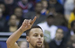 커리, 2년연속 NBA ‘유니폼 판매왕’ 등극