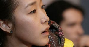 김자인, 롯데월드타워 맨손 등반