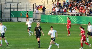 분데스리가 최초의 여성 주심 등장… 이번 주말 데뷔 앞둬