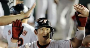 한화 최재훈, NC 장현식 상대로 추격의 솔로 홈런