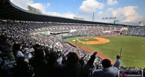 최고 흥행 보증수표는 성적?…프로야구 4년 만의 700만 관중