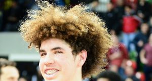 ‘형 따라 NBA로’ 라멜로 볼, 2020 드래프트 참가 선언