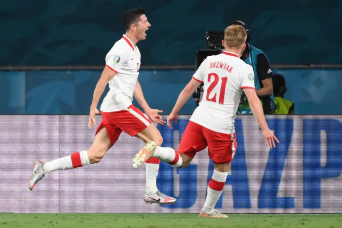 fbl-euro-2020-2021-match22-esp-pol