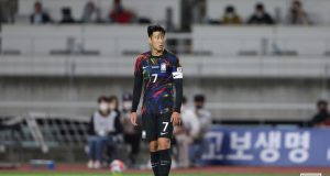 ‘사상 최초 블랙 유니폼’…현장 반응은?