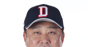 두산 베어스, 김태형 감독과 재계약 포기