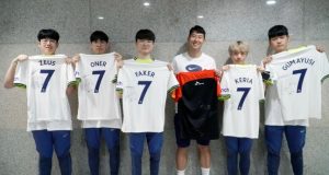 ‘레전드’들의 만남…손흥민, 페이커와 T1 선수단 초청