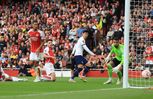 토트넘, 아스널과 2-2로 비겨…손흥민, 북런던 더비서 멀티골