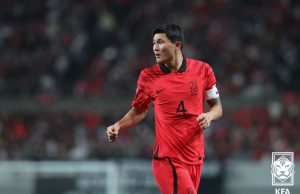 김민재, AFC 어워즈 ‘올해의 국제선수상’ 수상