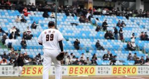 5연패에 빠진 위기의 한화, 절실히 필요한 류현진의 첫 승
