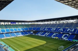 팀 컬러는 ‘파랑’인데 ‘빨간’ 좌석 설치… 분노하는 울산 팬들