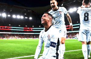 크리스티아누 호날두, 프로 통산 900호 골 달성