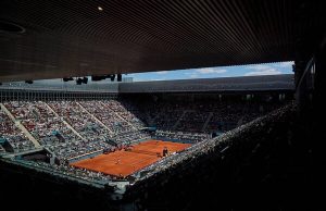 정전 사태에 멈춘 라켓… 마드리드 오픈, 선수 경기 도중 중단 사태 발생