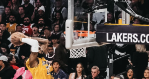 NBA, 애플 비전 프로로 본다…코트 한가운데서 경기 생생하게