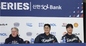 김경문의 잠실 징크스, 또 발목…한화, 홈에서 반격 노린다