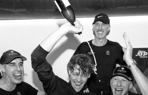 “알카라스 공포증”을 넘다…시너, ATP 파이널스 2연패로 진정한 라이벌 증명