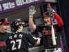 ‘엎치락뒤치락 라이벌전’ LG, 롯데에 8-6 대역전극… 문정빈 대타 결승 3루타